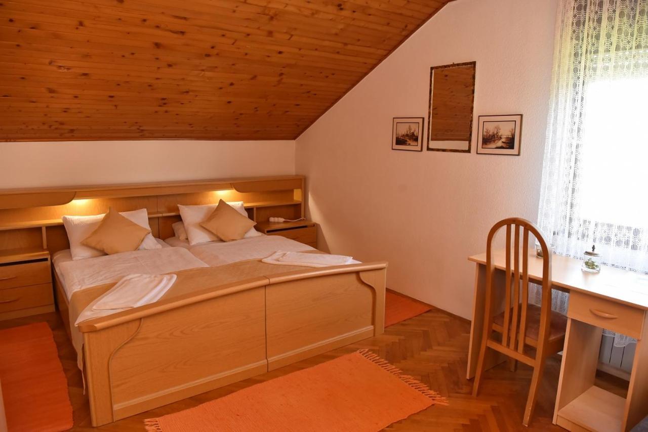 Apartman Jadranka Zaprešić Exteriör bild